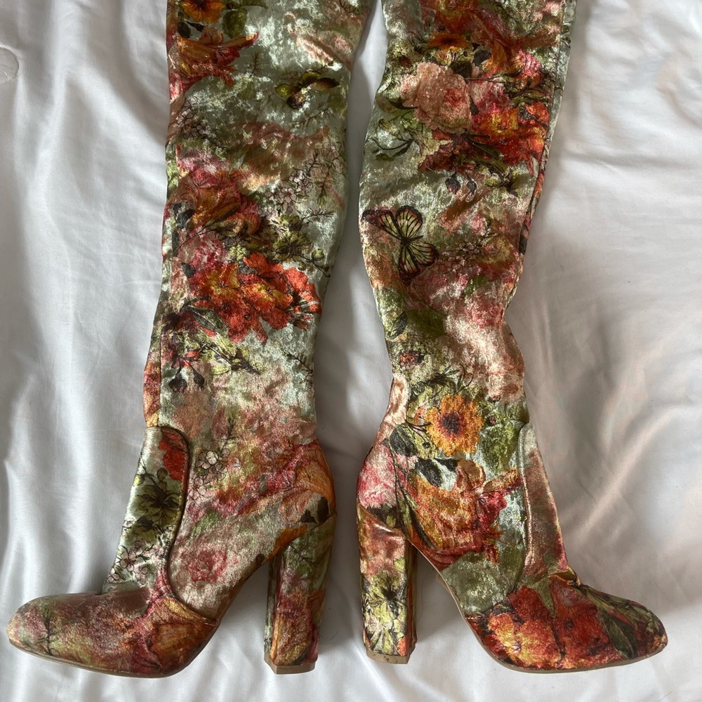 Floral knee heel boots